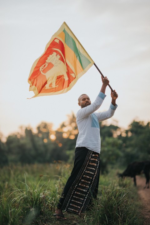 Man Waving Sri Lanka National Flag Sinha Kodiya Jathika Kodiya  (74)